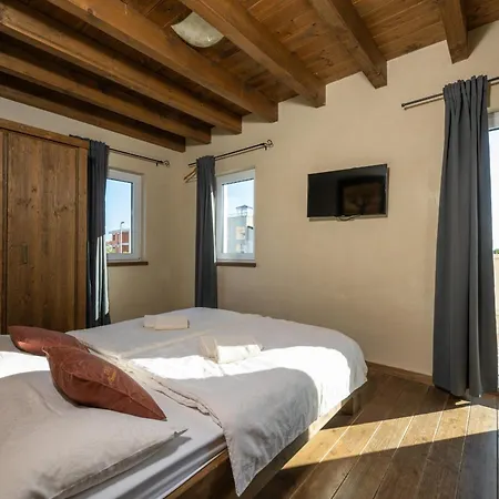 Villa Castagna Near The Sea With Private Pool And Sauna