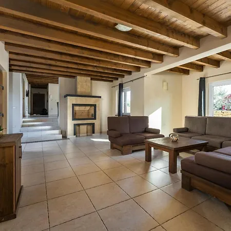 Castagna Near The Sea With Private Pool And Sauna Вилла *