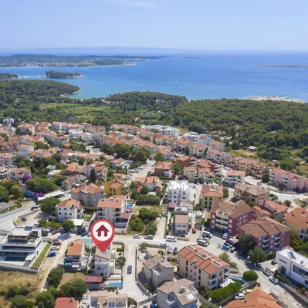 Castagna Near The Sea With Private Pool And Sauna Premantura