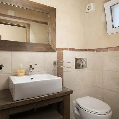 Castagna Near The Sea With Private Pool And Sauna Вилла Премантура