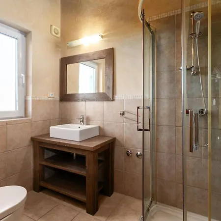 Villa Castagna Near The Sea With Private Pool And Sauna Premantura